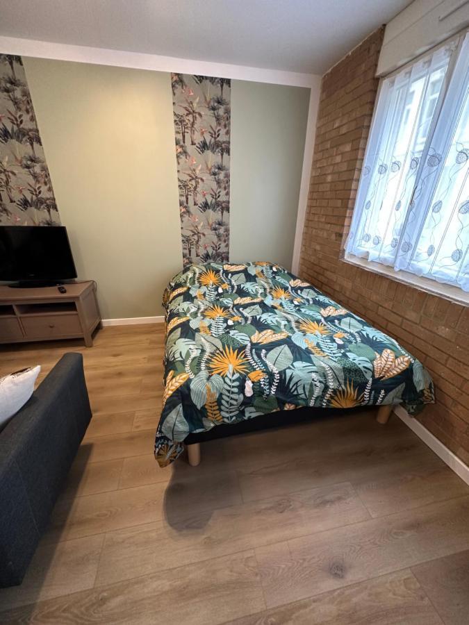 Ferienwohnung Le Jacquard Calais Exterior foto